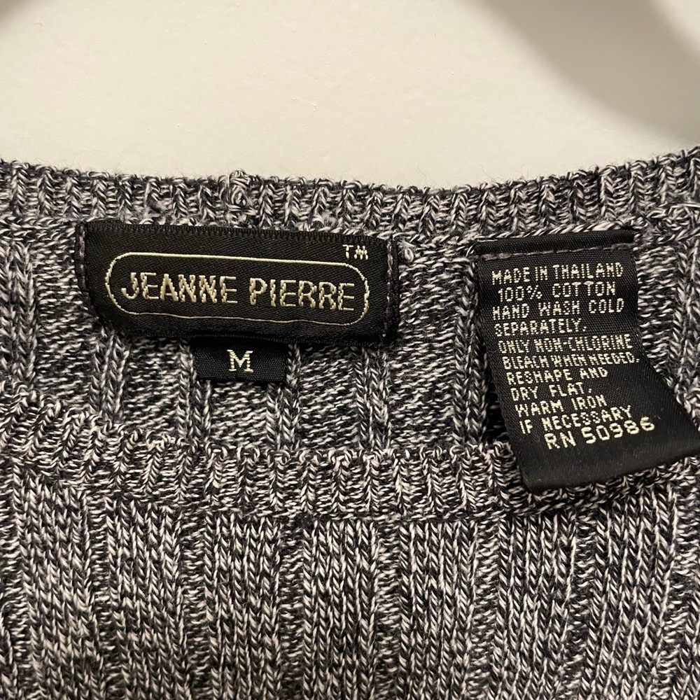 Gray cotton sweater size medium